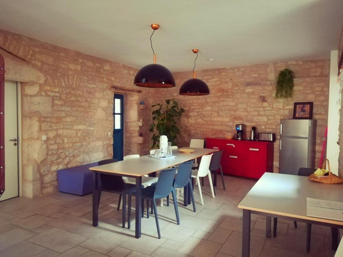 Gite La Maison Des Pelerins Villeneuve-dʼAveyron 외부 사진