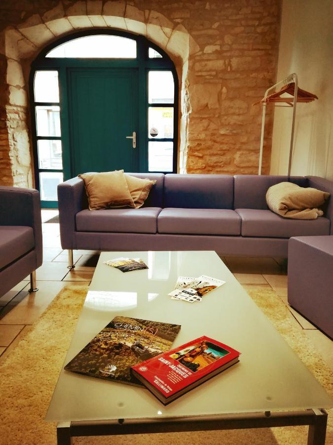 Gite La Maison Des Pelerins Villeneuve-dʼAveyron 외부 사진